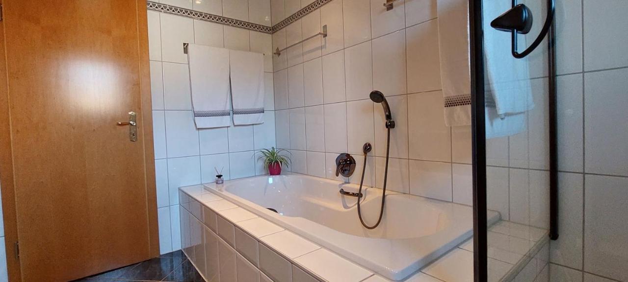 Ferienwohnung Odenwaldblick Momlingen Extérieur photo